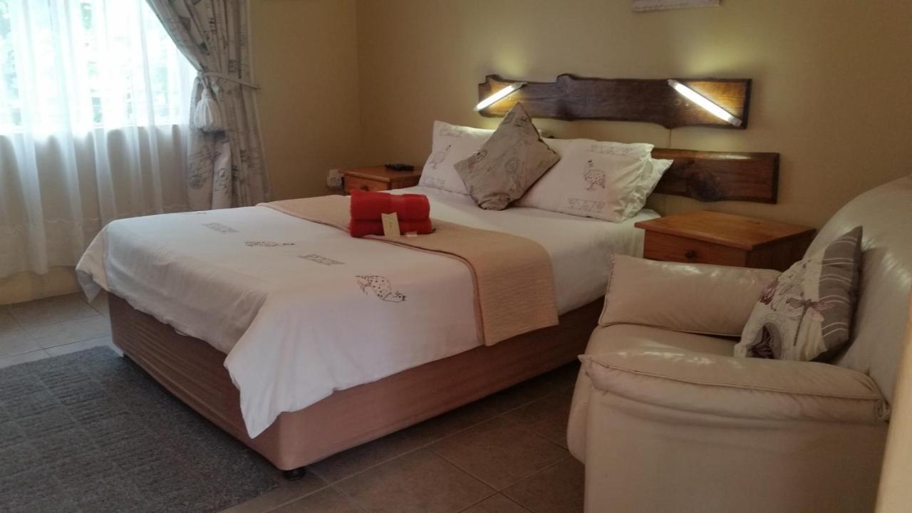 Kalahari Guest House Witbank Esterno foto