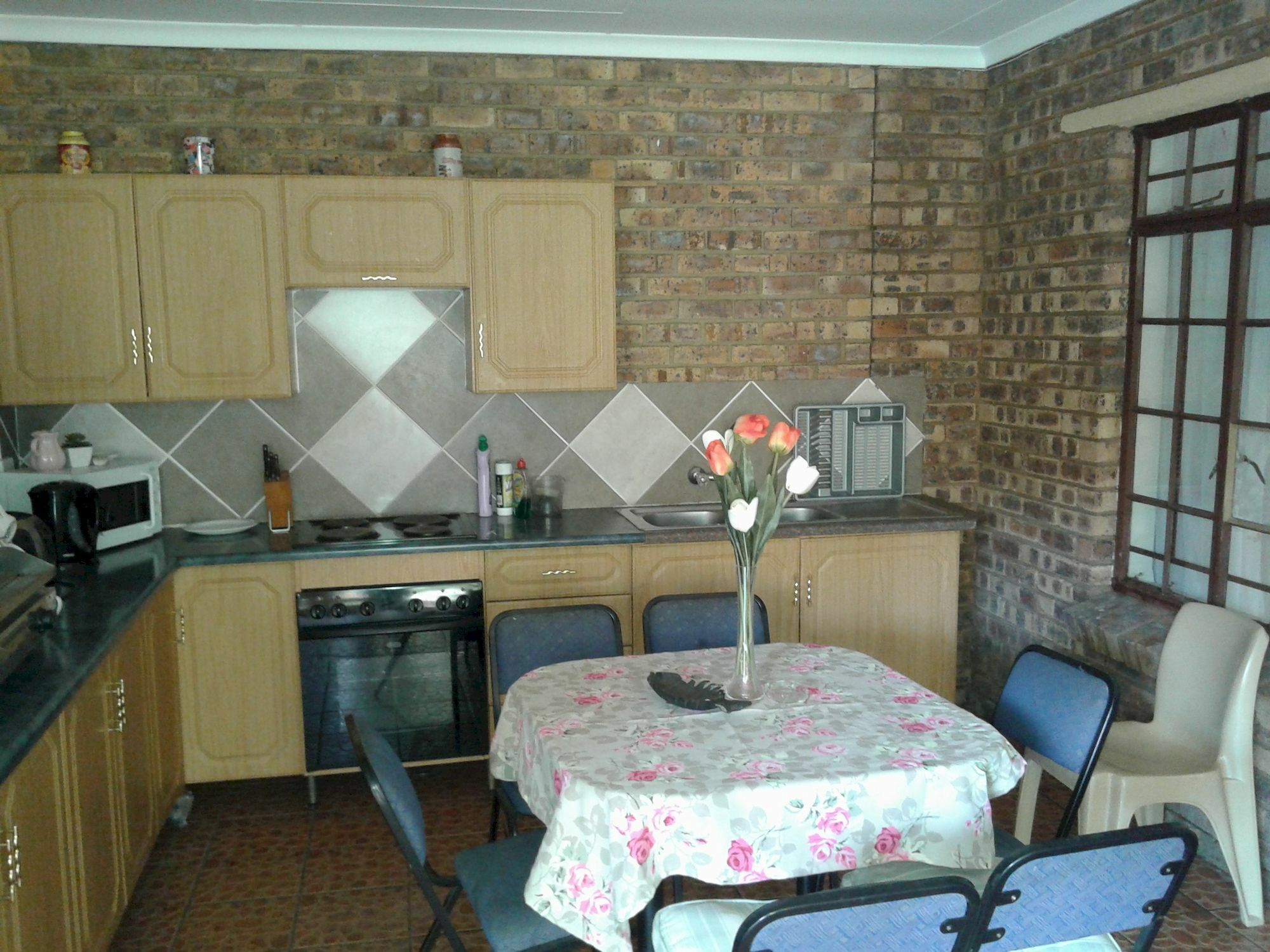 Kalahari Guest House Witbank Esterno foto